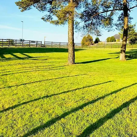 Holiday home District Romantic Get Away In 1 Acre Gardens Off M6 Penrith
