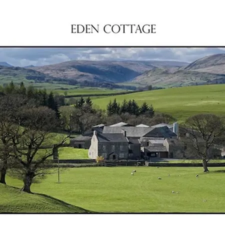 Holiday home District Romantic Get Away In 1 Acre Gardens Off M6 *