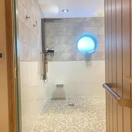 Tatil Evi District Romantic Get Away In 1 Acre Gardens Off M6 *