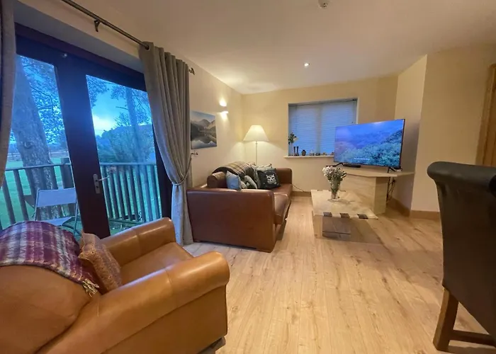 Feriehus District Romantic Get Away In 1 Acre Gardens Off M6