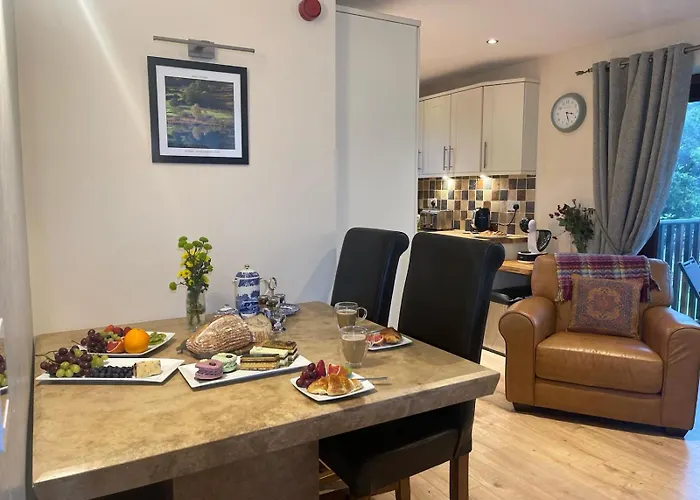 District Romantic Get Away In 1 Acre Gardens Off M6 Feriehus Penrith