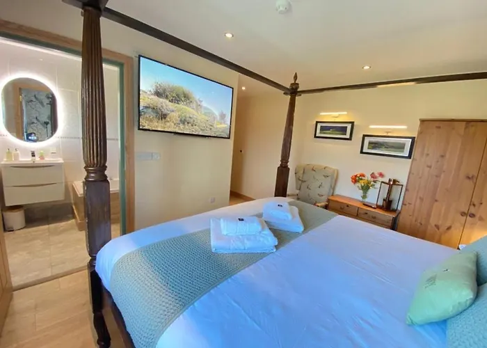 Holiday home District Romantic Get Away In 1 Acre Gardens Off M6 Penrith