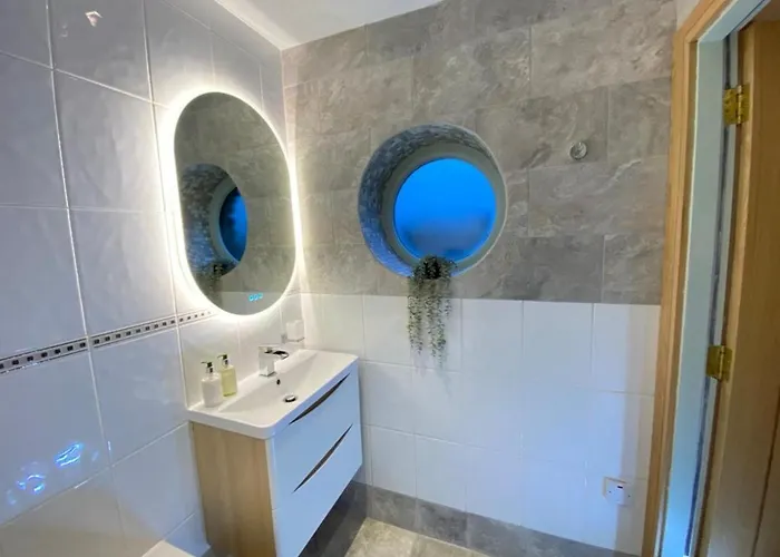 District Romantic Get Away In 1 Acre Gardens Off M6 * Penrith