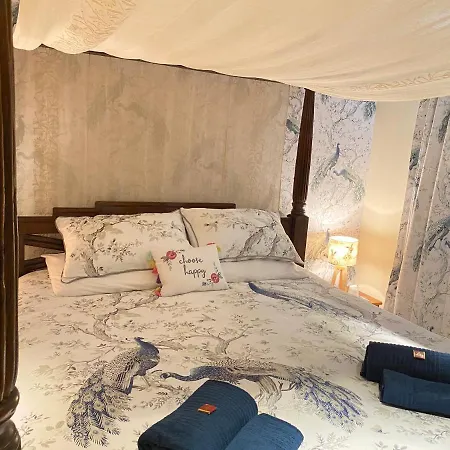 District Romantic Get Away In 1 Acre Gardens Off M6 * Пенрит