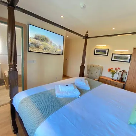 Дом отдыха District Romantic Get Away In 1 Acre Gardens Off M6 Пенрит